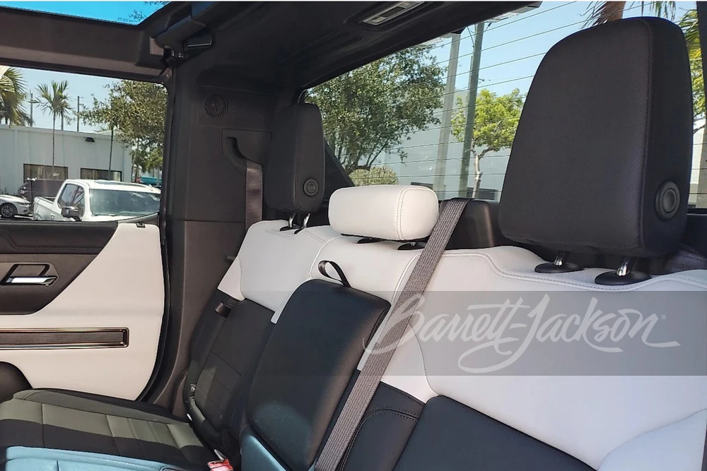 2022 GMC Hummer EV - Image 10 of 12