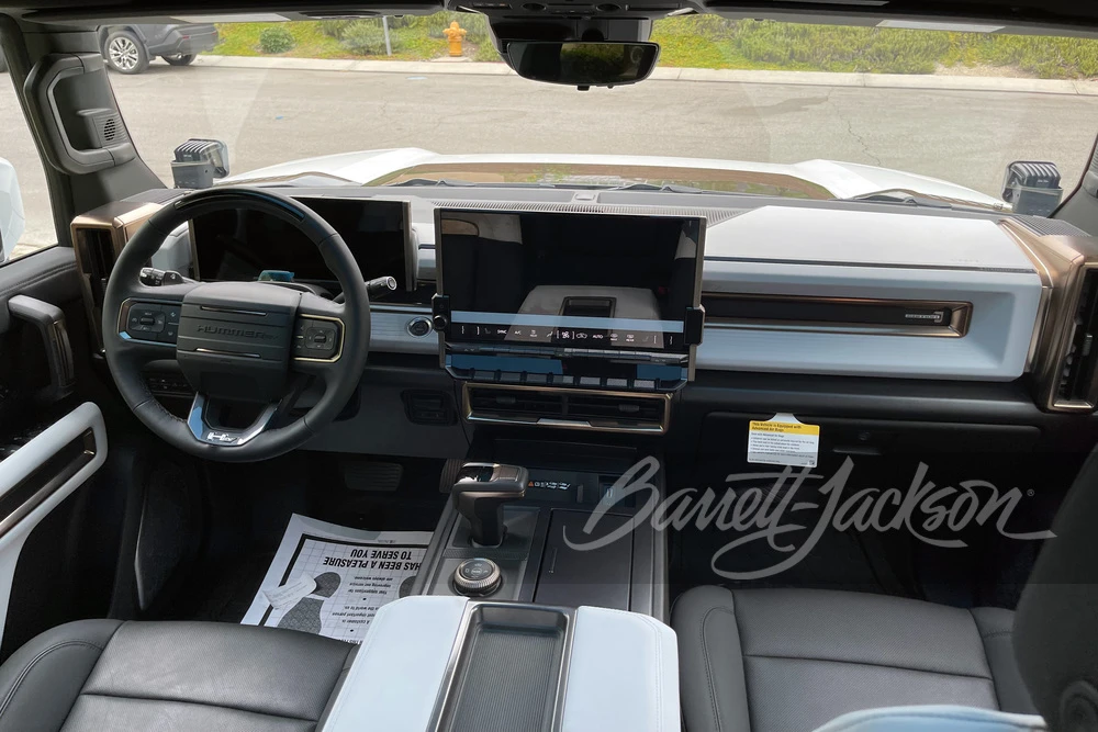 2022 GMC Hummer EV - Image 2 of 9