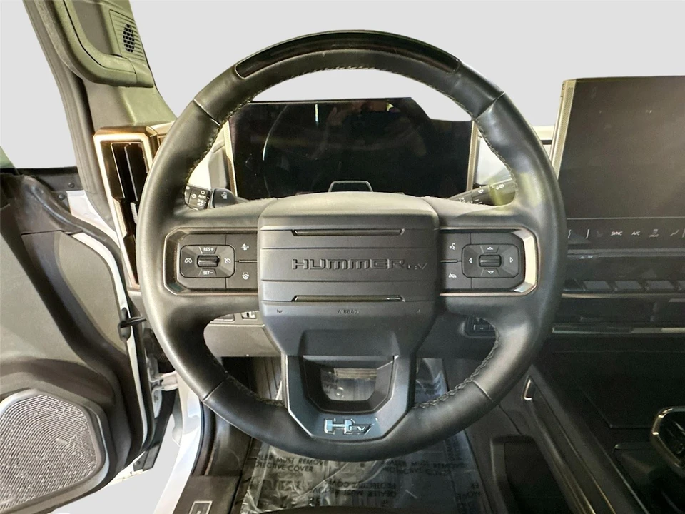 2022 GMC Hummer EV - Image 11 of 21