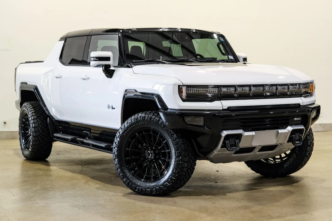 2022 GMC Hummer EV - Image 7 of 12