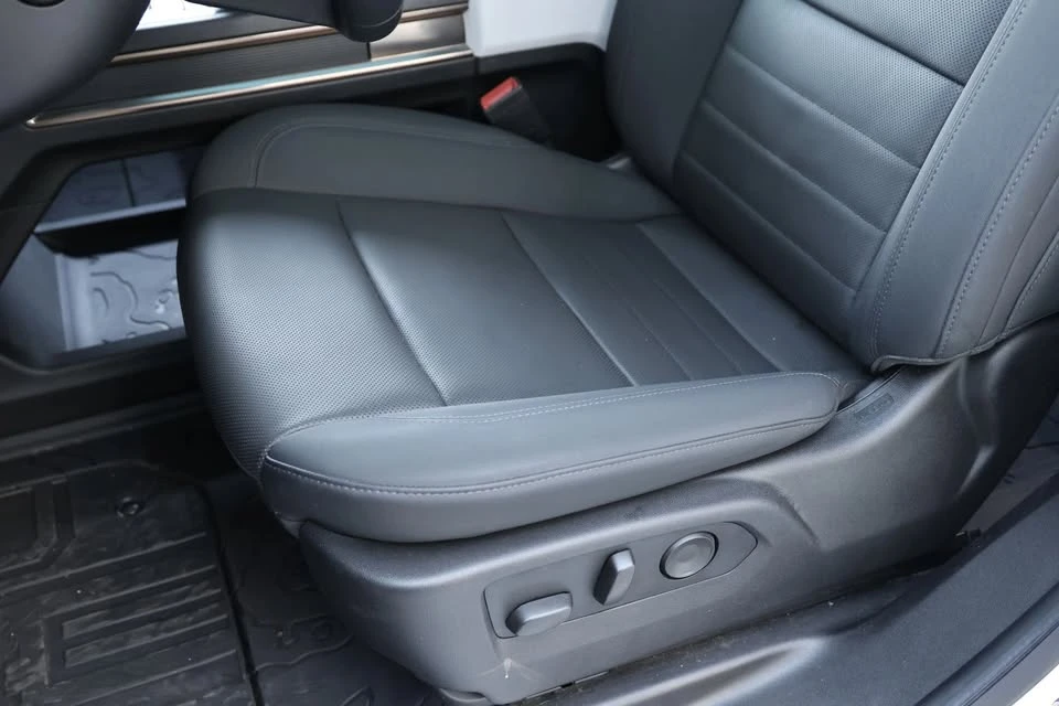 2022 GMC Hummer EV - Image 15 of 20