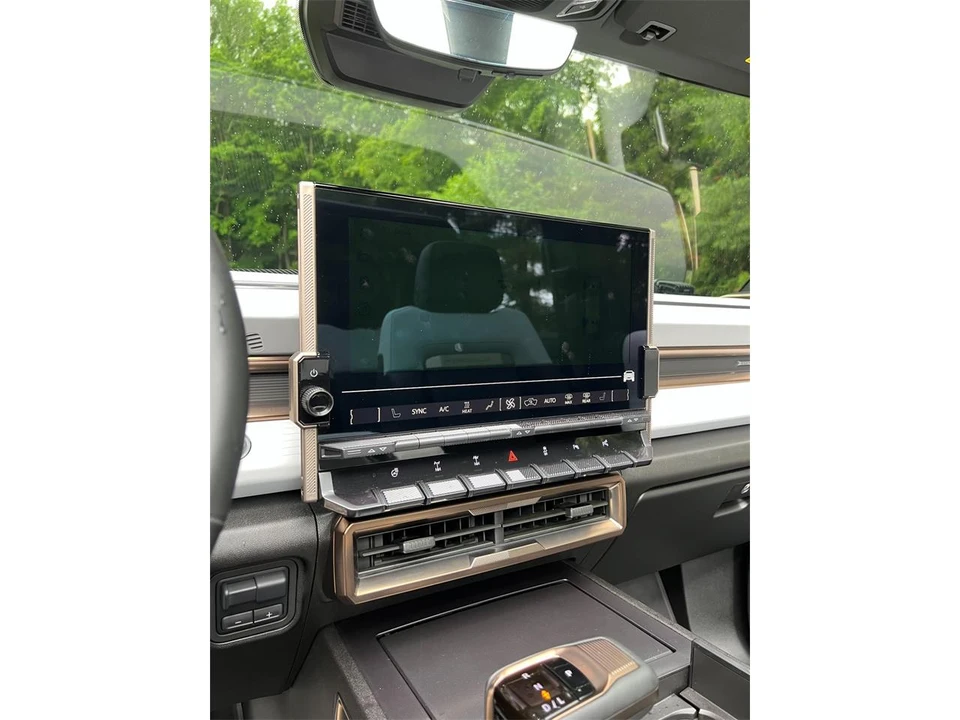 2022 GMC Hummer EV - Image 17 of 31