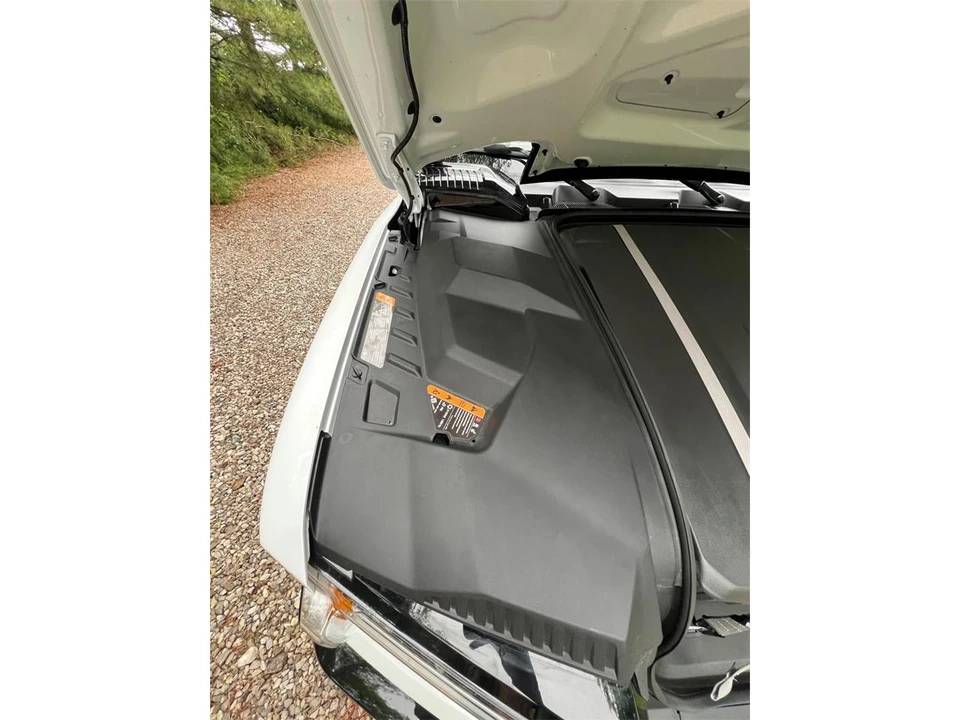 2022 GMC Hummer EV - Image 29 of 31