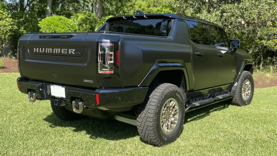 2022 GMC Hummer EV - Image 3 of 7