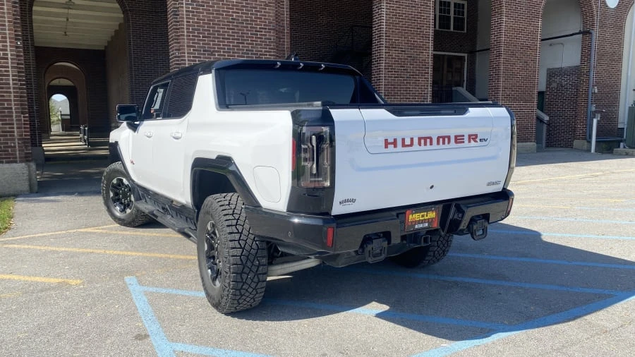 2022 GMC Hummer EV - Image 6 of 15