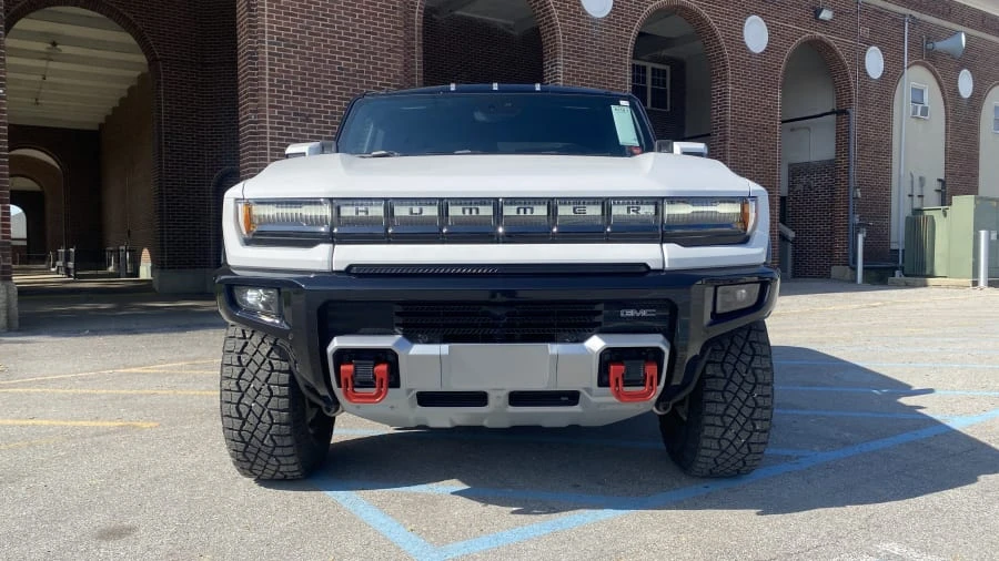 2022 GMC Hummer EV - Image 8 of 15