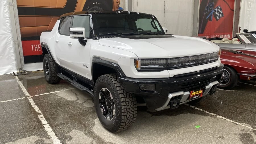 2022 GMC Hummer EV - Image 2 of 4