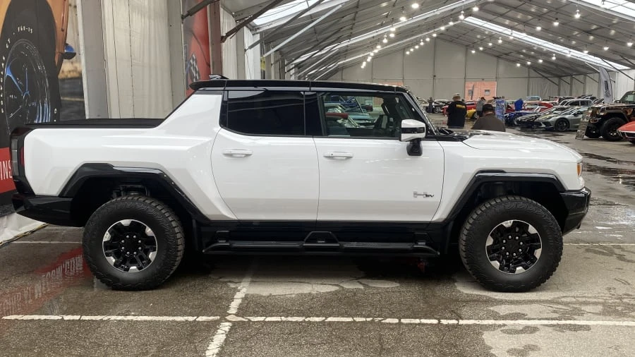 2022 GMC Hummer EV - Image 3 of 4
