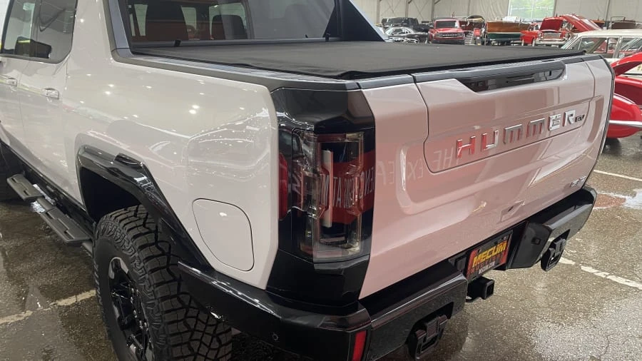 2022 GMC Hummer EV - Image 4 of 4