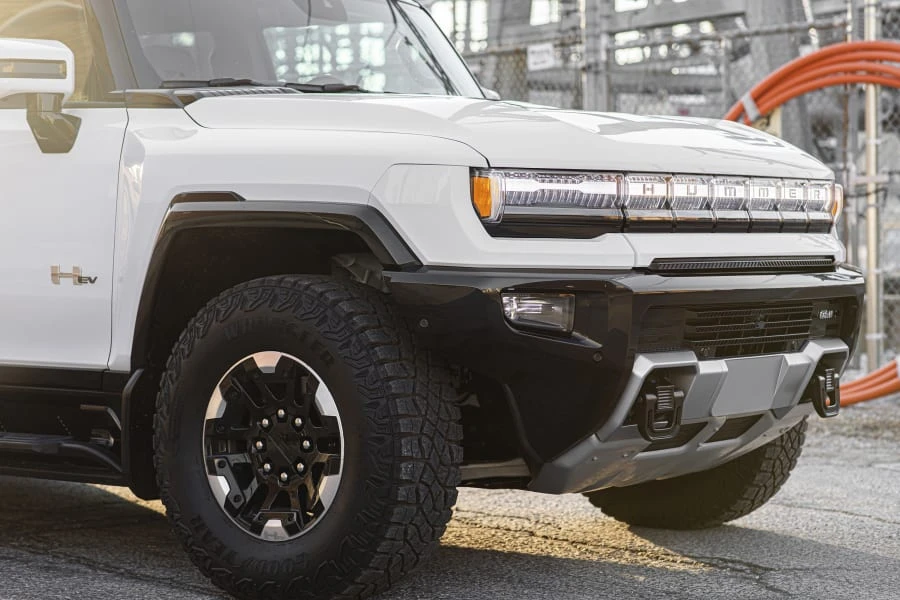 2022 GMC Hummer EV - Image 2 of 5