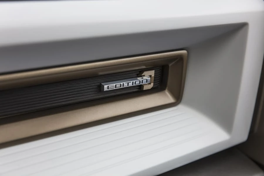 2022 GMC Hummer EV - Image 3 of 5