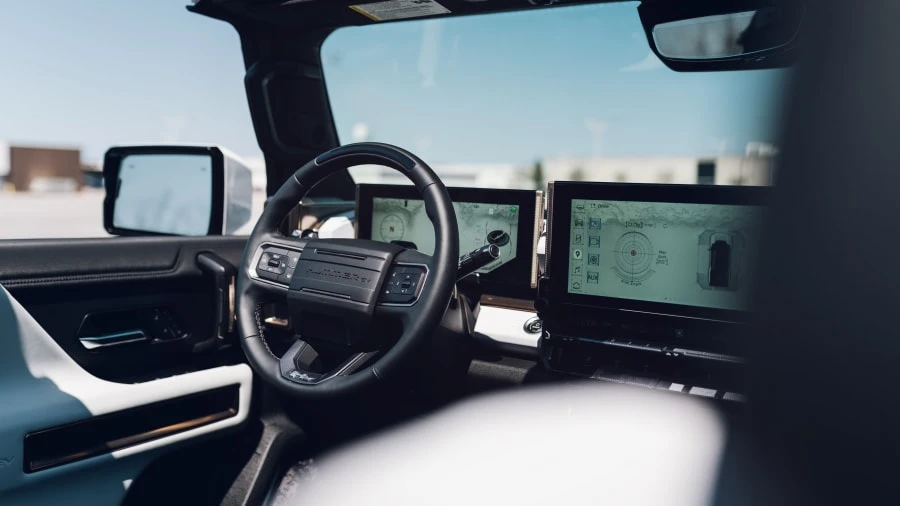 2022 GMC Hummer EV - Image 5 of 10