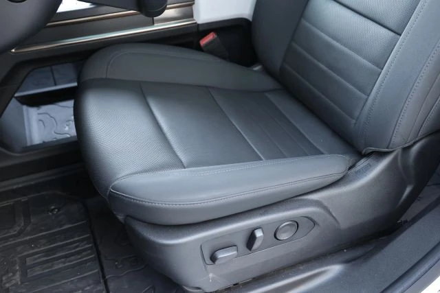 2022 GMC Hummer EV - Image 15 of 21