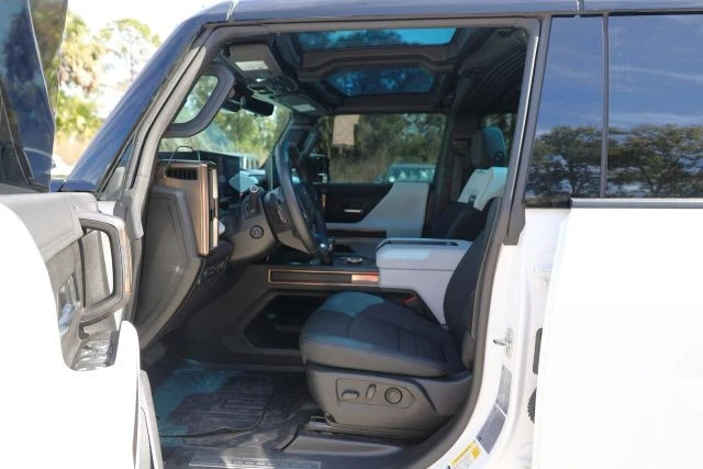 2022 GMC Hummer EV - Image 12 of 21