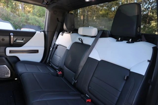 2022 GMC Hummer EV - Image 3 of 12