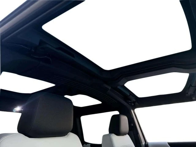 2022 GMC Hummer EV - Image 21 of 21