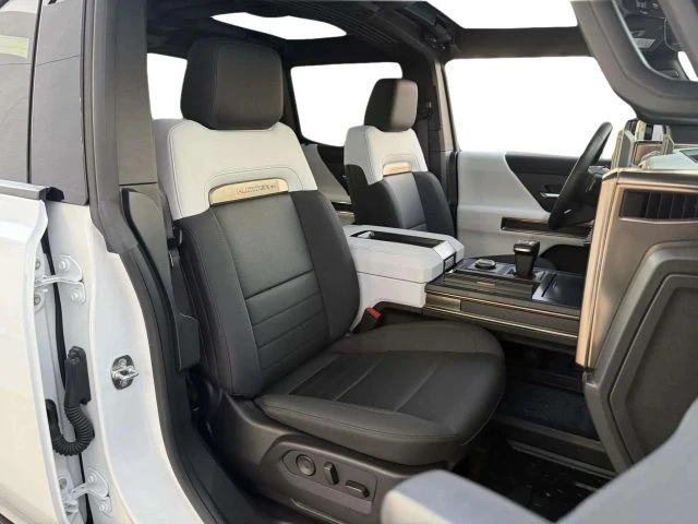 2022 GMC Hummer EV - Image 18 of 21