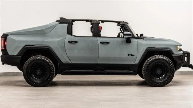 2022 GMC Hummer EV - Image 14 of 21