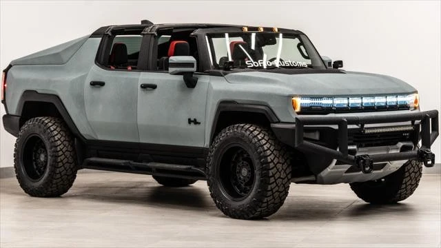 2022 GMC Hummer EV - Image 13 of 21