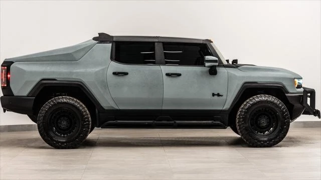 2022 GMC Hummer EV - Image 7 of 21