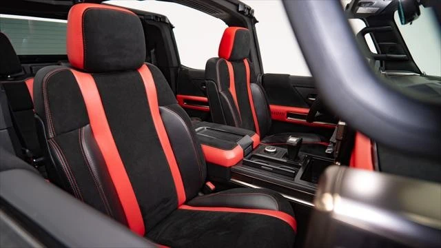 2022 GMC Hummer EV - Image 21 of 21
