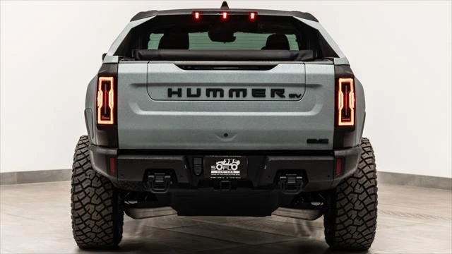 2022 GMC Hummer EV - Image 9 of 21