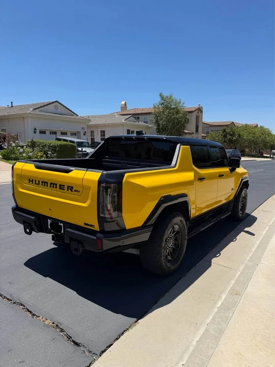 2022 GMC Hummer EV - Image 5 of 7