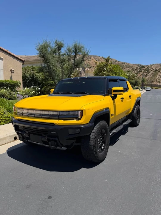 2022 GMC Hummer EV - Image 2 of 7