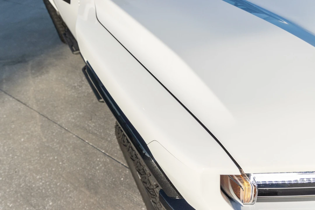 2022 GMC Hummer EV - Image 24 of 31