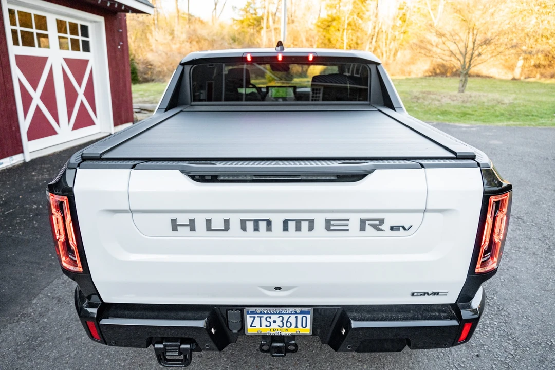 2022 GMC Hummer EV - Image 27 of 31