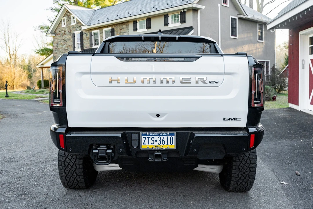 2022 GMC Hummer EV - Image 4 of 31