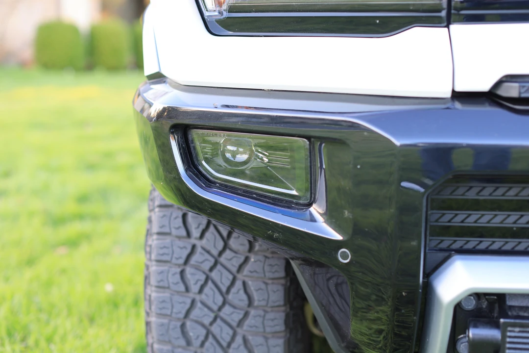 2022 GMC Hummer EV - Image 20 of 31