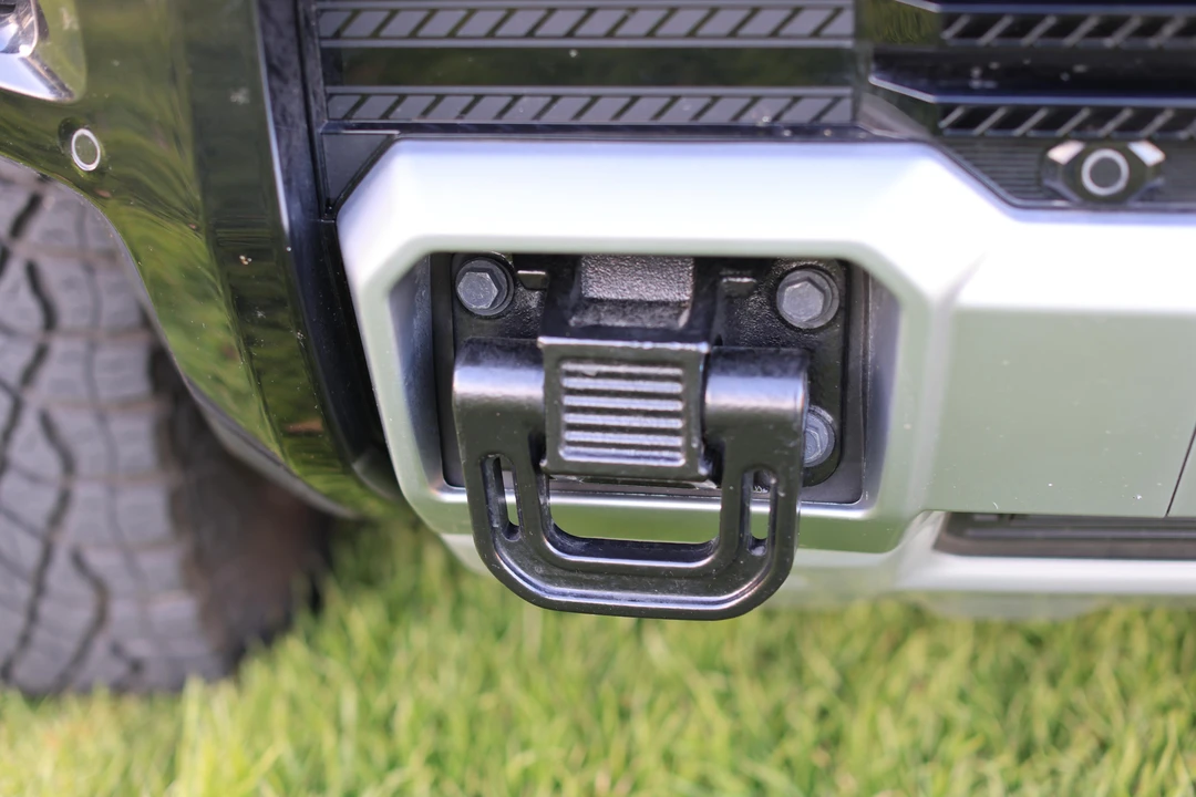 2022 GMC Hummer EV - Image 22 of 31