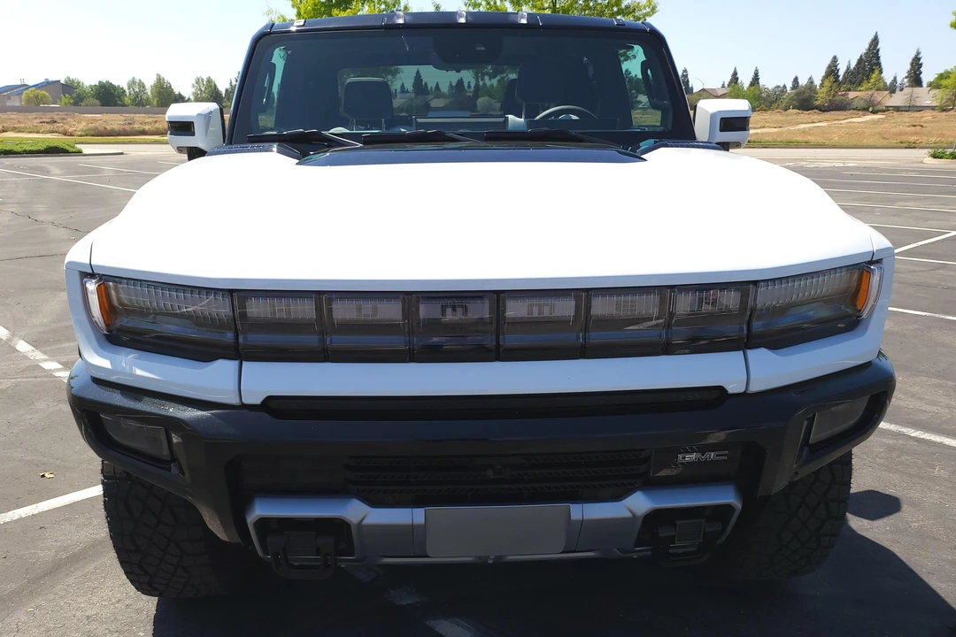 2022 GMC Hummer EV - Image 2 of 31