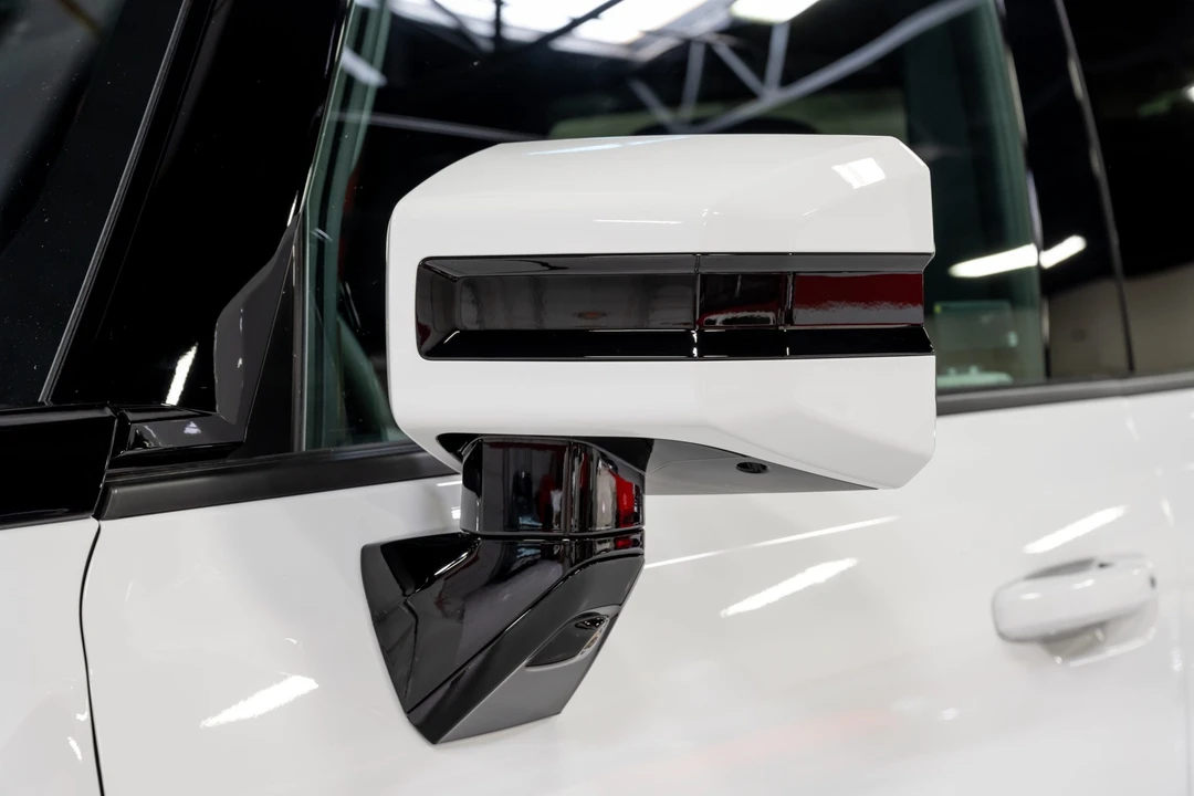 2022 GMC Hummer EV - Image 30 of 31