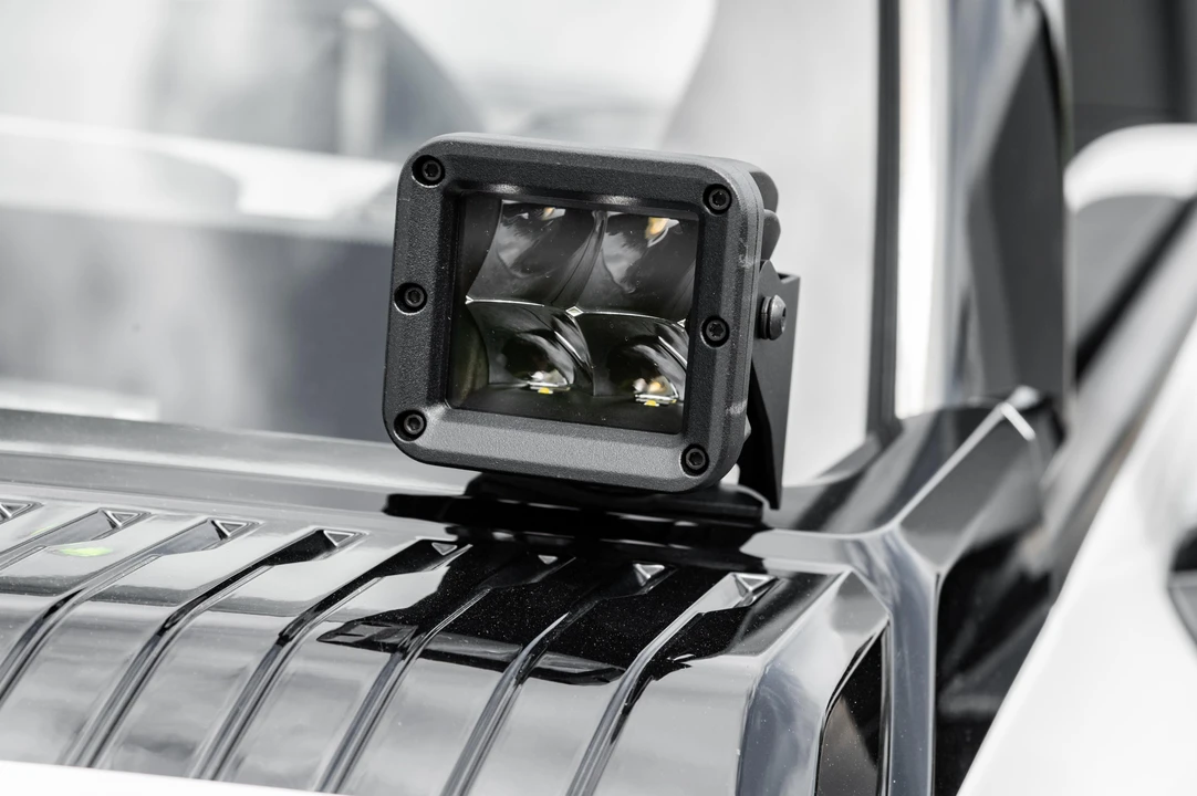 2022 GMC Hummer EV - Image 13 of 31