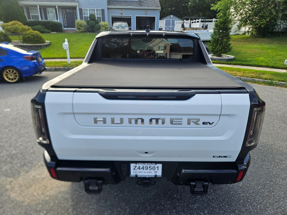2022 GMC Hummer EV - Image 13 of 31