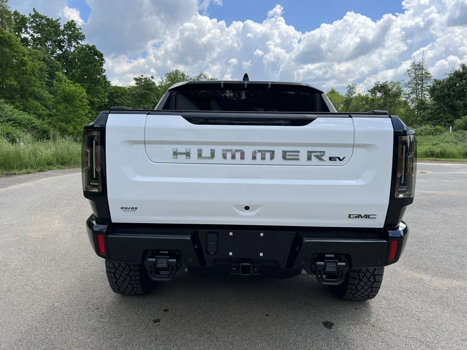2022 GMC Hummer EV - Image 5 of 31