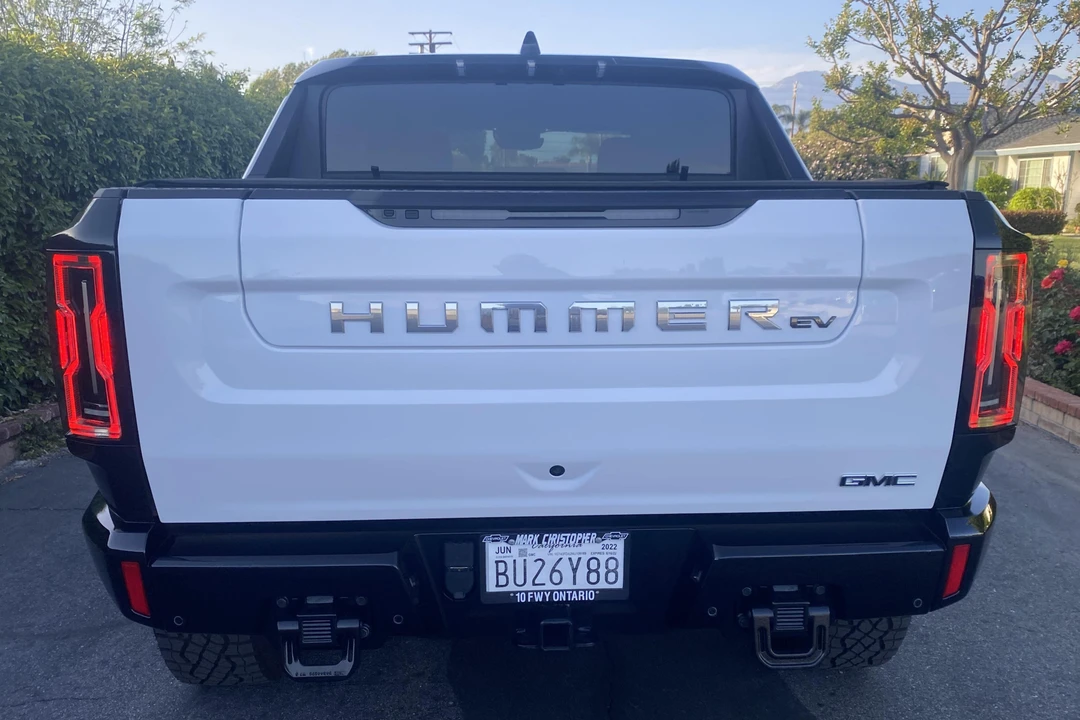 2022 GMC Hummer EV - Image 5 of 31