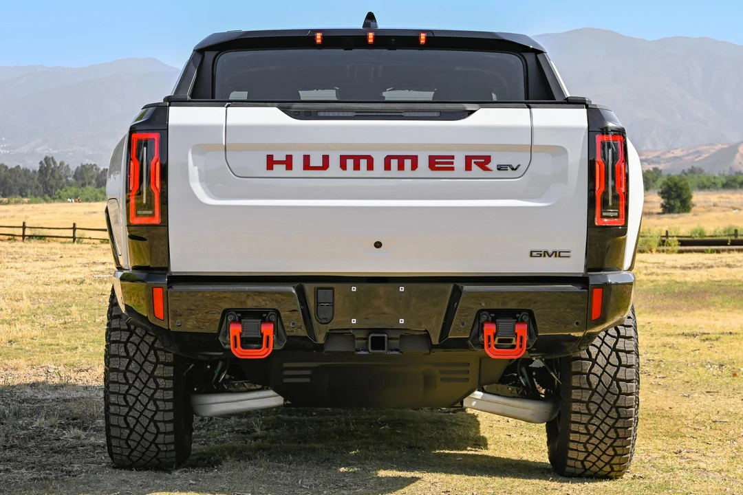 2022 GMC Hummer EV - Image 5 of 29