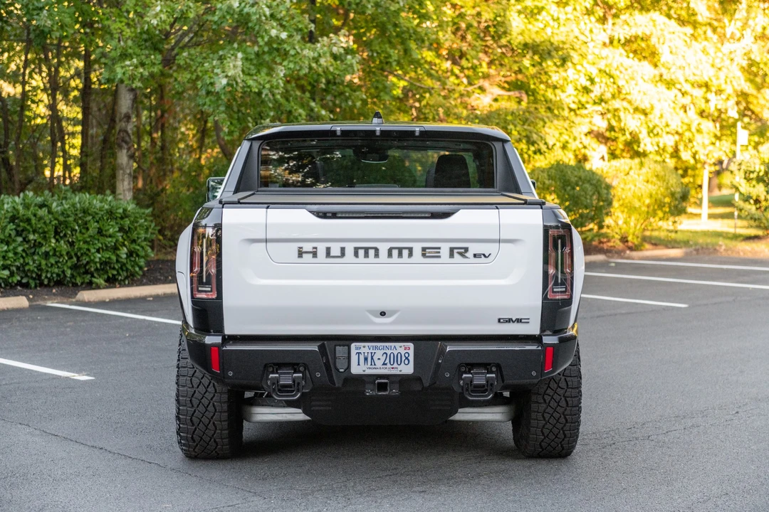 2022 GMC Hummer EV - Image 5 of 31