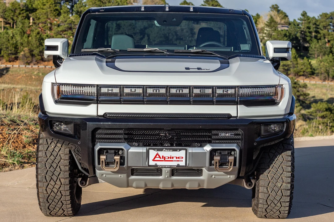 2022 GMC Hummer EV - Image 2 of 31