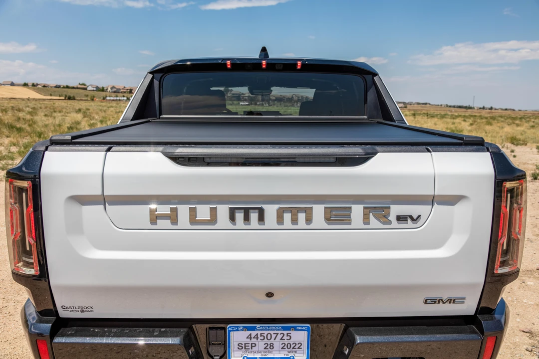 2022 GMC Hummer EV - Image 31 of 31