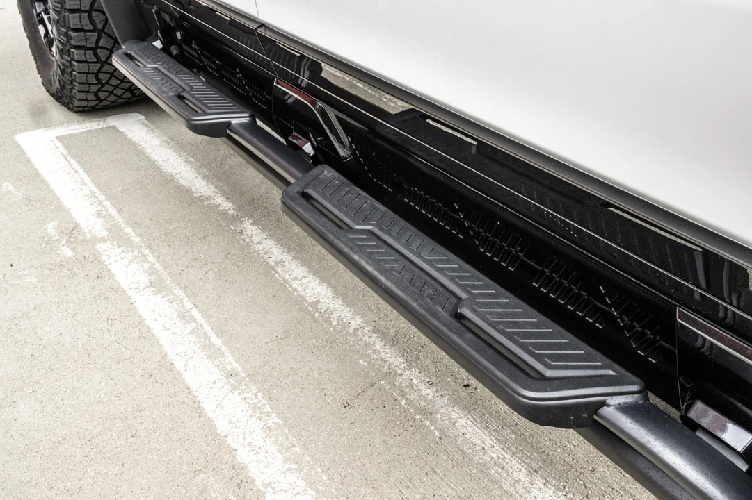 2022 GMC Hummer EV - Image 27 of 31