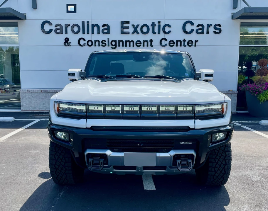 2022 GMC Hummer EV - Image 8 of 31
