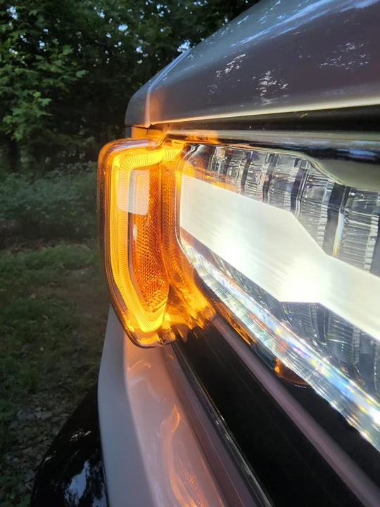 2022 GMC Hummer EV - Image 24 of 31