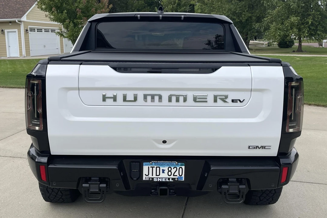 2022 GMC Hummer EV - Image 5 of 31