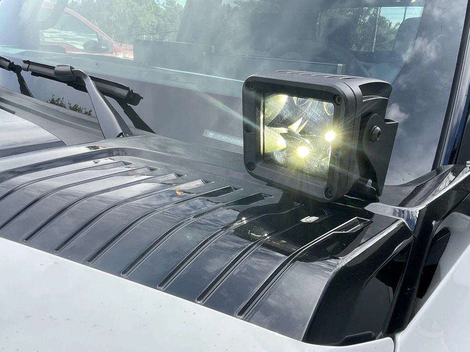 2022 GMC Hummer EV - Image 8 of 8