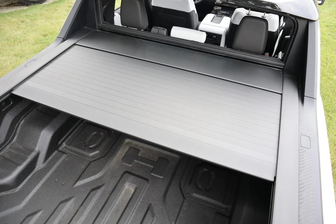2022 GMC Hummer EV - Image 29 of 31