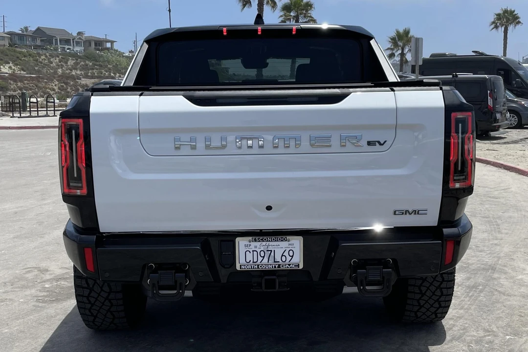 2022 GMC Hummer EV - Image 5 of 5